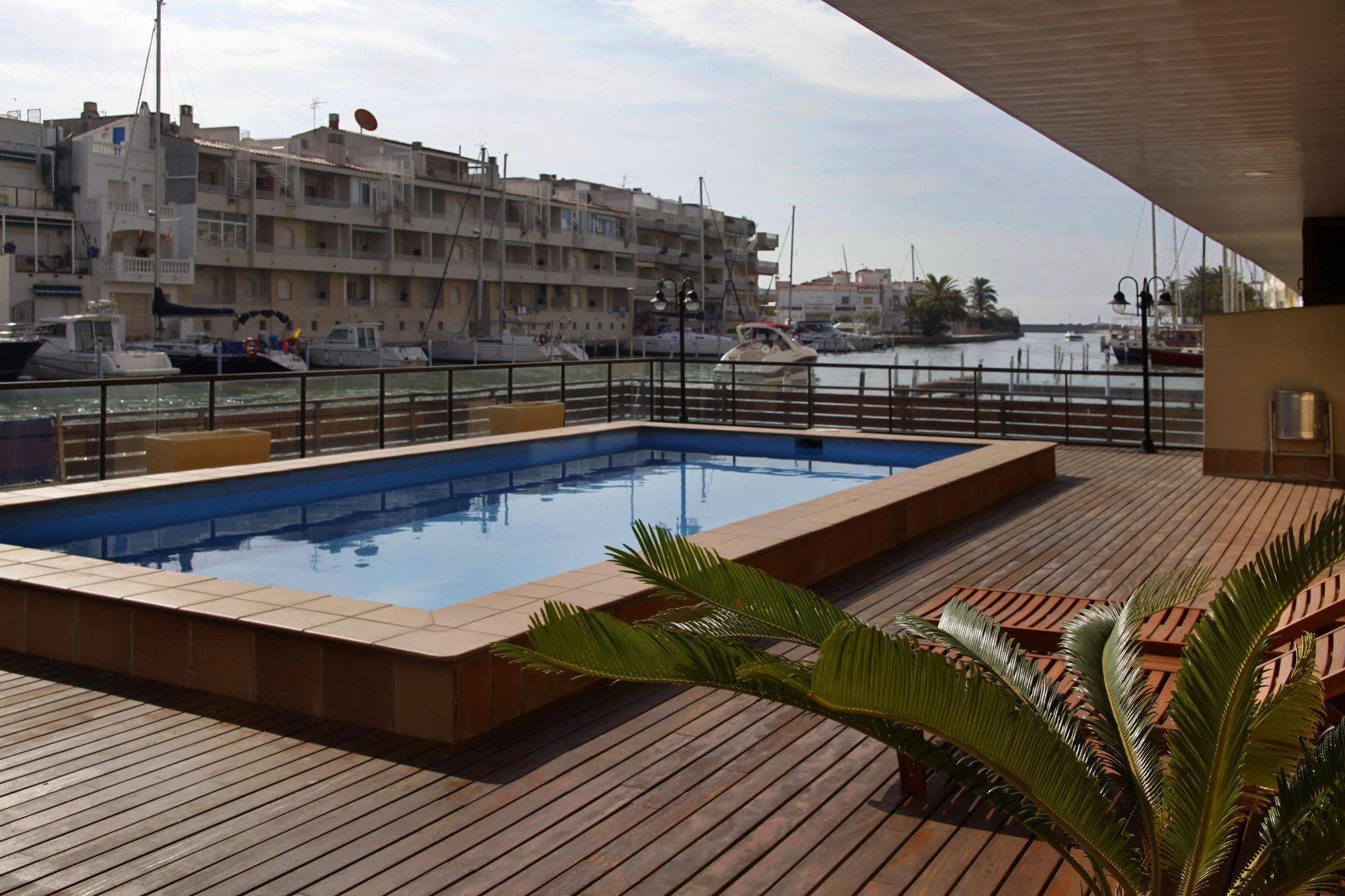 Pierre & Vacances Empuriabrava Zewnętrze zdjęcie